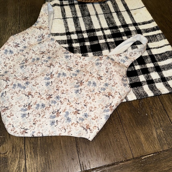 SYNDYS Neutral Floral V-Hem Cropped Zip Back Tank Top Size Small - Picture 4 of 8